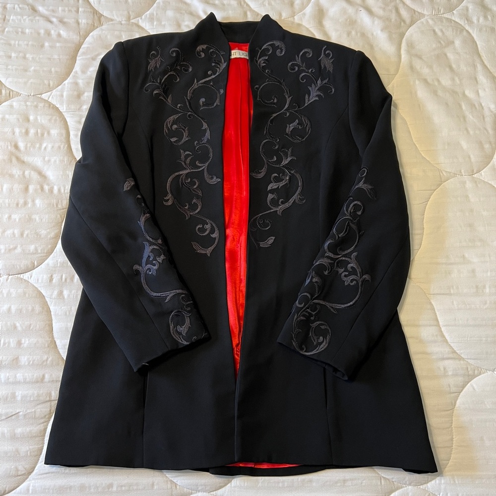 VGUC vintage embroidered jacket